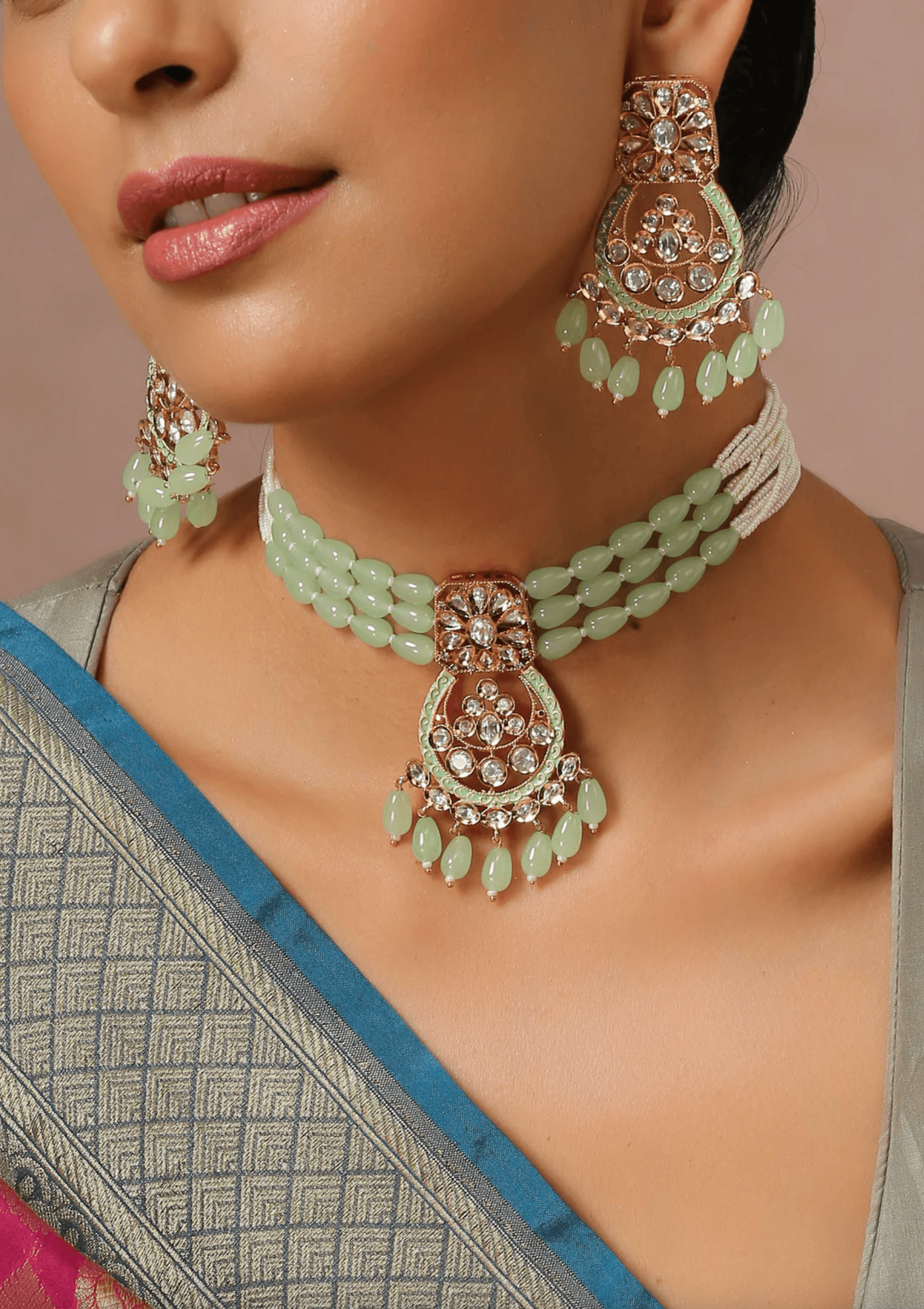 Emerald Elegance Choker Set - Dyulokha