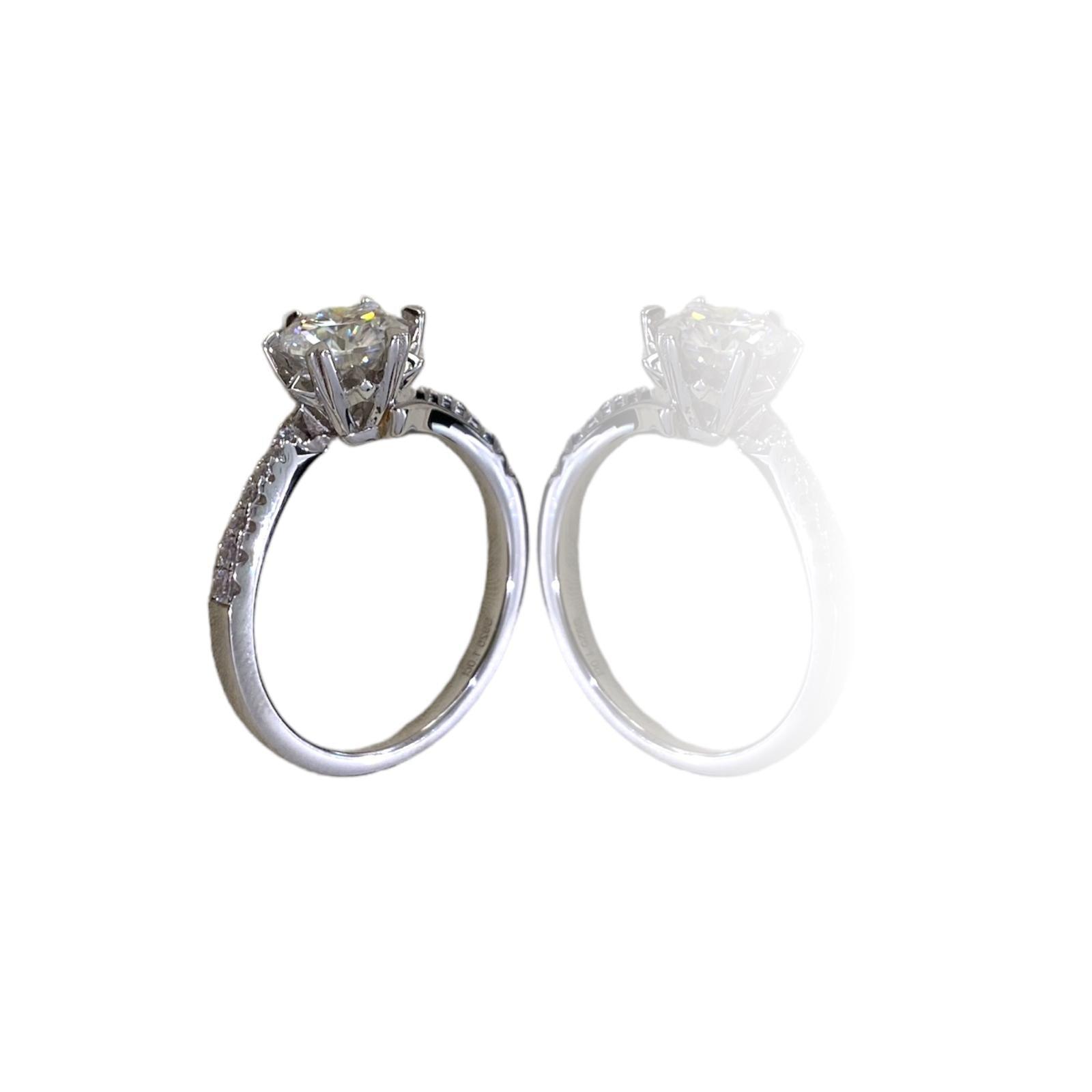 Radiant Glamour Moissanite Majesty Ring - Dyulokha