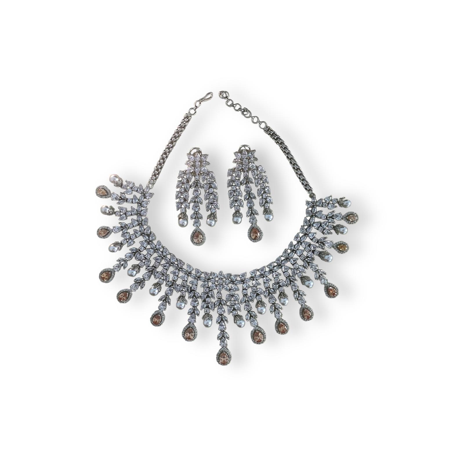 Peach Elegance Diamond Necklace Set - Dyulokha